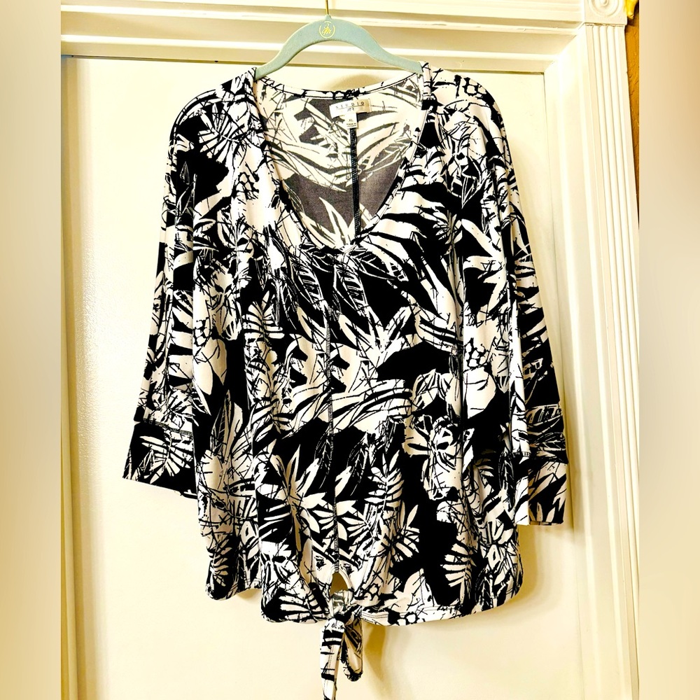 Studio JPR blouse size XL
